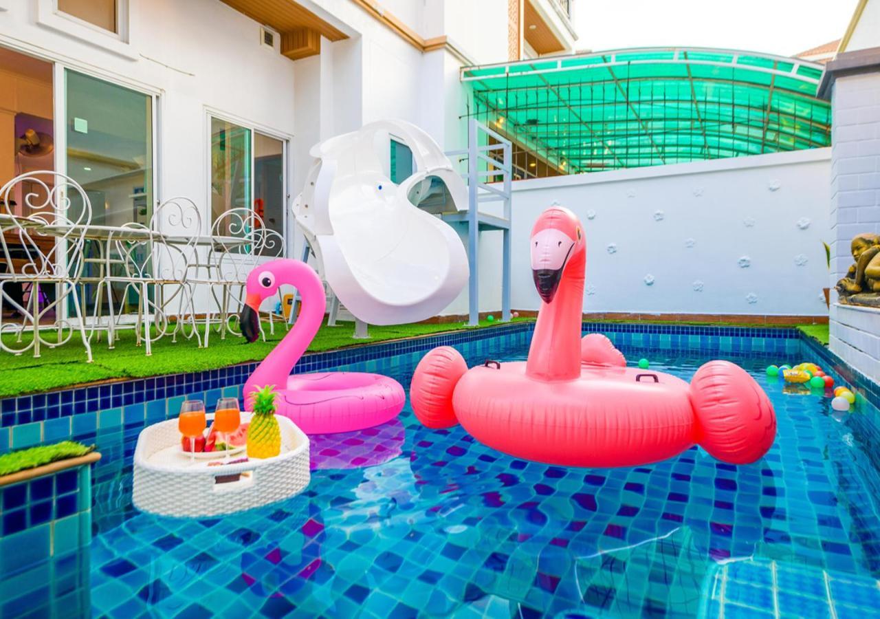Room@Gallery Pool Villa Pattaya Exterior foto